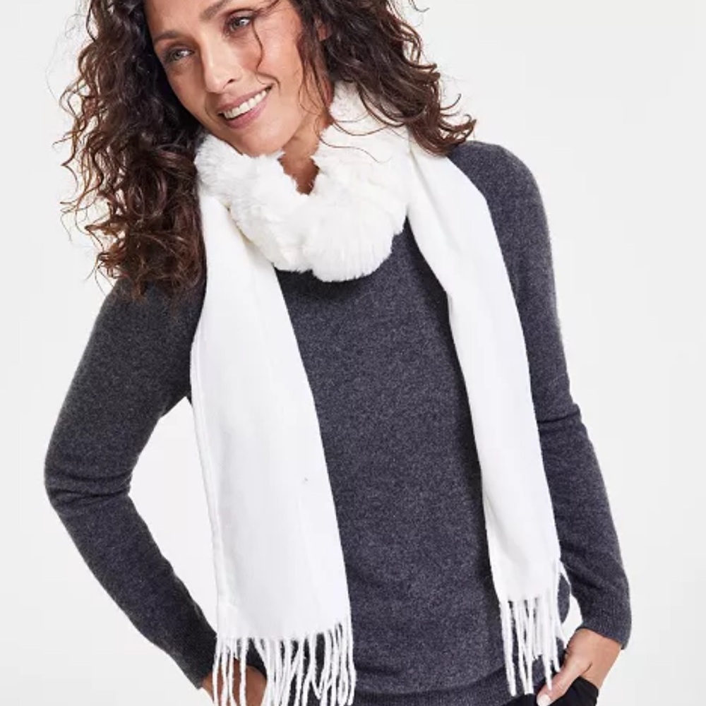 NEW Women’s INC White Faux Fur Knit Scarf Wrap